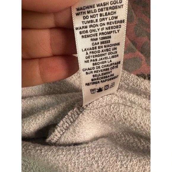 Sol Angeles Anthropologie Sweatshirt Womens 1X Animal Print Pullover Made‎ USA - Picture 11 of 12